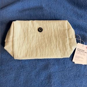 Lululemon bag